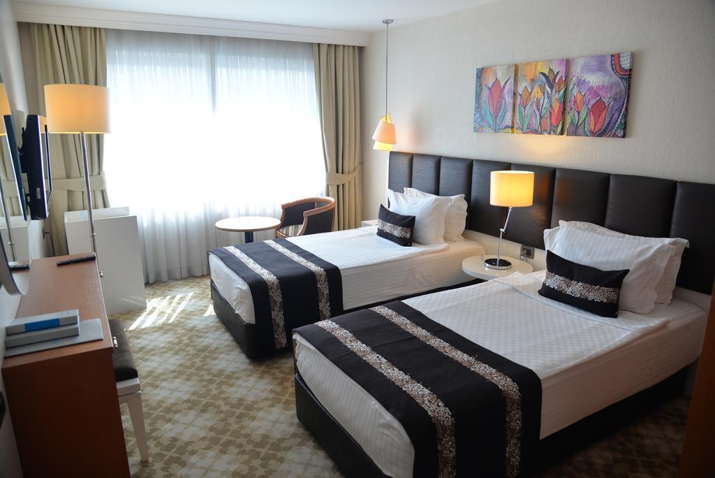 Jura Hotels Mavi Suermeli Адана Екстериор снимка